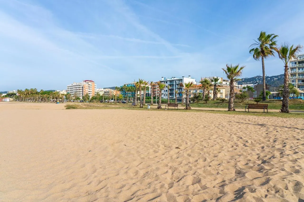 Hauzify I Apartament Ponent Pineda de Mar Spanien
