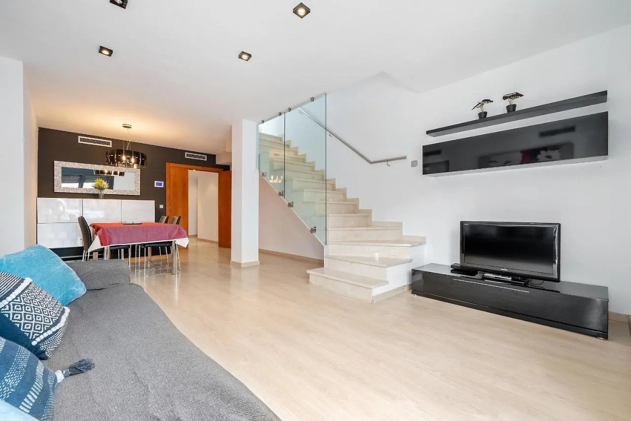 Kontakte von Hauzify I Apartament Ponent